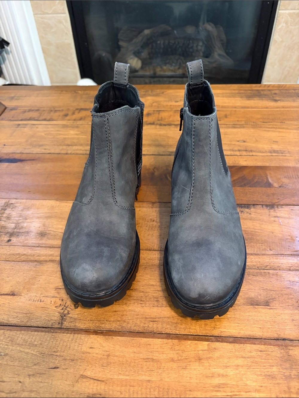 Josef Seibel Gray Chelsea Boots 37EU
